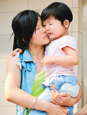 女童失踪7天被男子留家中勒索其家人2000元