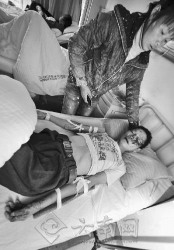 �ο͹ٶɹ���Ī����ΧŹ�Է�һ�Բ������֣�ͼ��