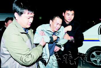 ���Ӽٰ�����߼�����Ҫ�󹫰��ͷ�թƭ����ʶ��