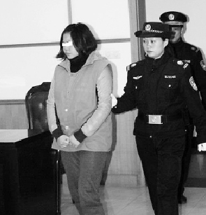 Ů��ѧ��͵������ʮ���ݳ�Ʒ���Լ����λӻ�