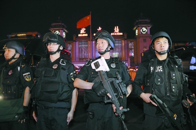 ������������14���ص����ͻ���¼���һ���Ӵ���