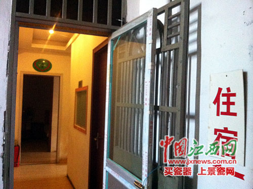 儿童医院旁民居改“旅馆”50平改成6“标间”(图)