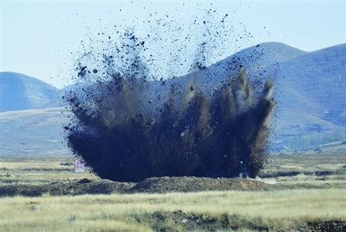 ���Ͼ����������ٷϾ��ڵ�����ը���ƻ����޴�