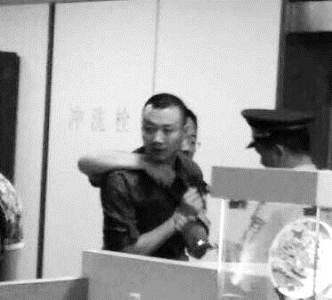 ���ӵ���վͱ����ĸ����������������ִ�У�ͼ��