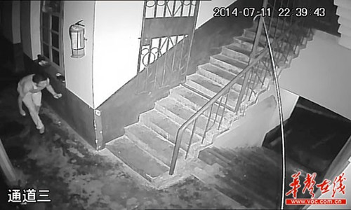 ������Ů���������Ժ�ȹ�����裨ͼ��