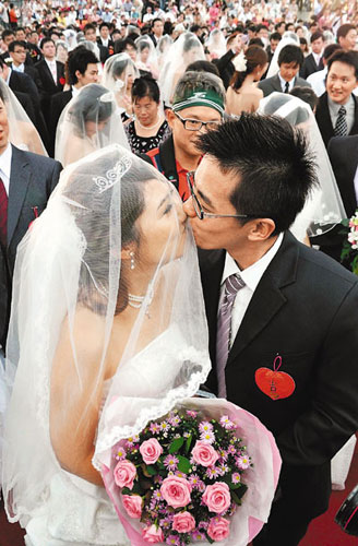 十全十美日香港结婚登记爆满
