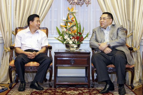 崔世安与广东省长黄华华,珠海市委书记甘霖会面