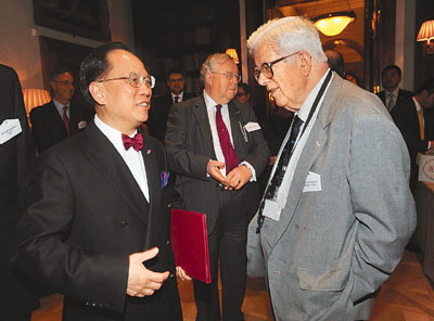 ����Ȩ�׶�����������ңף���ˡ���������Բ��