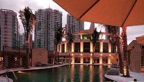 曾荫权:为避嫌不敢在港买楼卸任后拟租住深圳