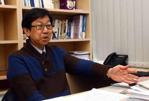 香港学者:内地与香港两地唇齿相依应互相磨合