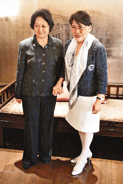 ������ݷ������2�ڸ��ڵ�144��ѧУ��ѧ