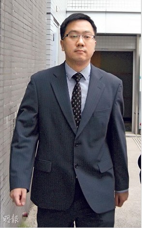 按胸检查涉非礼港男医生辩称:没时间肉眼观察