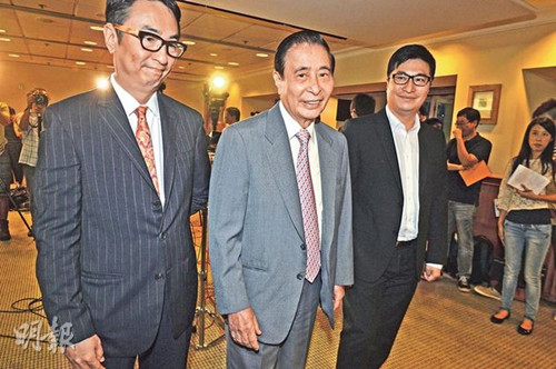 香港富豪李兆基赞特首梁振英刻苦称职