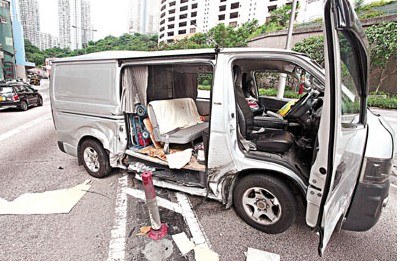 ���������ײ10����ͯ�硰�ڵ������׳�����������ͼ��