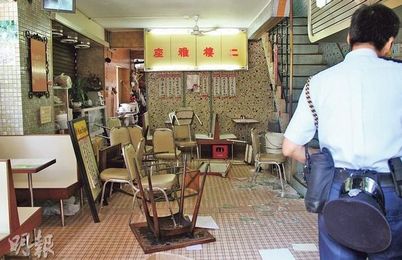 香港黑帮砸坏知名餐厅邻居误当拍戏竟称“逼真”
