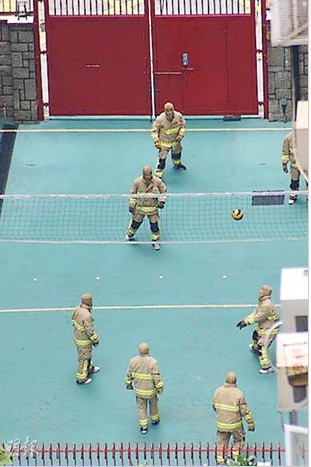 �������Ա�����ƽ�ս�¡������������飨ͼ��