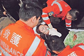 ��ֶŮ���䡰��Ů�������Ӵ�ŭ�ײн�����ͼ��