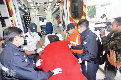 6旬老汉疑感情工作双失意情绪失控挥刀斩死情妇