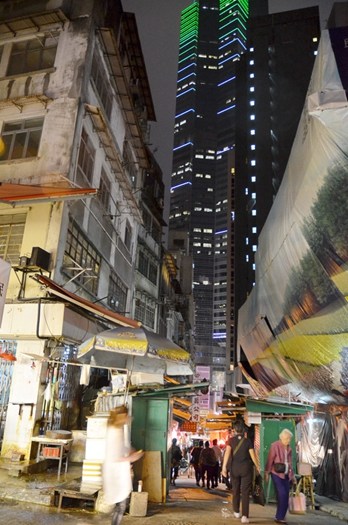 ���̽�¶���м��þ���ɣ������ص�������黳