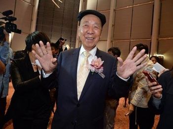 ��־�����ҳ�Խ��γϳ��������׸���ͼ��