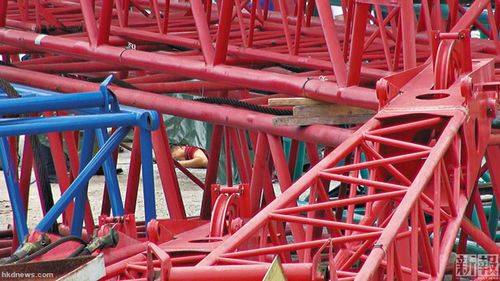 ���һ����������������İ�����ӳ�ʬ����