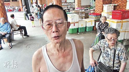 ���Ůס�������ֱ���������Ѯ������10��ξ���