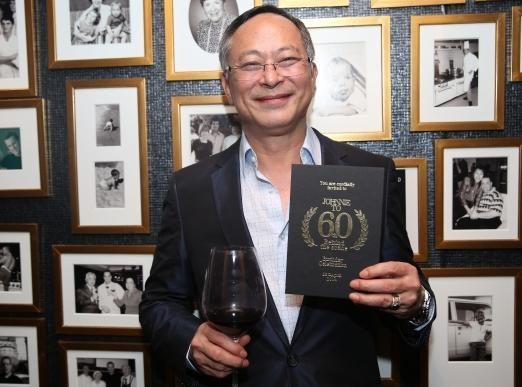 ���ݶ�������59�����ո�ԲԲ�͵���Ψ�ͻ�