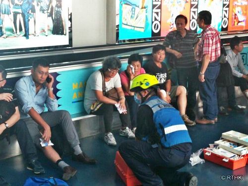 香港客船澳门撞堤事故70名伤者多为香港人