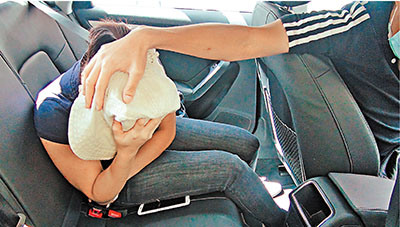 ��۸���Ů����׹¥�������ѱ���������������