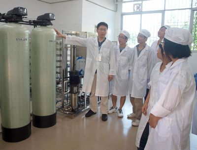 ���۰���������ʳ���˲�����˻�һ����֤��