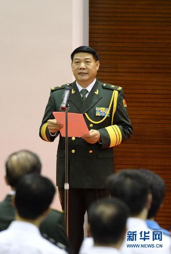 7月31日,解放军驻港部队司令员谭本宏在招待会上致辞