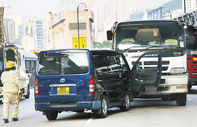 �����̿���ͻ�����ε�ʧ��ײ�������ͼ��