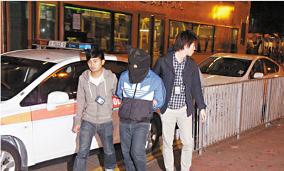 ��ͬ�»�����14��ǰ�������17����Ů���в�