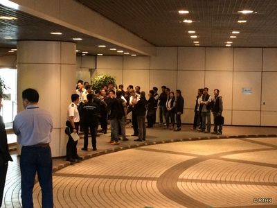 ��۸�Ժ����ִ���ߵֽ��ӡ�ռ�족�߳ƻ��뿪