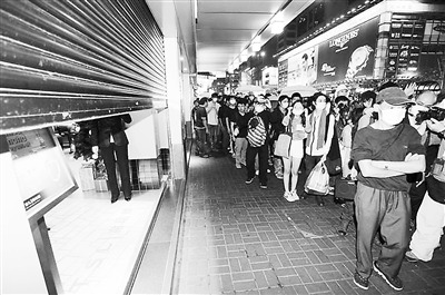 要与警方持久战“占中”激进一小撮是些什么人?