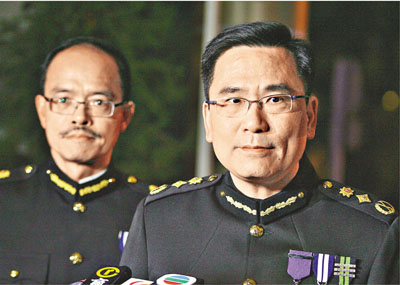 日电  据香港《文汇报》报道,香港惩教署署长单日坚将展开退休前休假