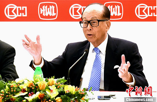 李嘉诚:政改方案不单是政治问题,也关系民生