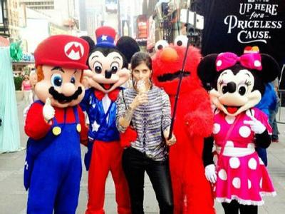 香港迪斯尼为啥禁用自拍杆?