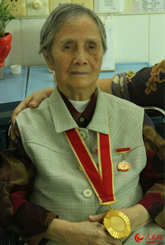 ������ʷ�����ڼҹ����ٷÿ�ս�ϱ������ᣨͼ��