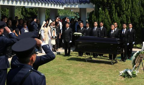 "无味神探"督察陈思祺10月17日落葬浩园.来源:香港《大公报》