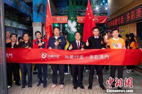 ��Ϊ�����ߡ������߽����Ű������ݴӽ�ƶ��ѧ��