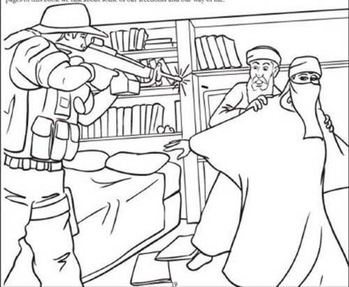 漫画书内页:本·拉登为为躲避海豹突击队的枪弹而拿一位妇女作肉盾