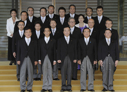 ��ý:���ڸ����ȿ��ǵ���ƽ��͹�����Ӳ����ؽ�