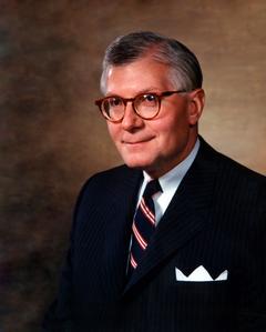 �������ݸ���ȥ����3.9����Ԫ�Ʋ���������ѧ