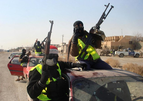 伊拉克反基地组织遭连环炸弹袭击 3人死28人伤