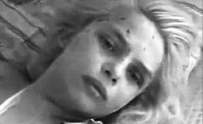 �ڿ������ٶ����������ּ鲢������Ů����ŭ