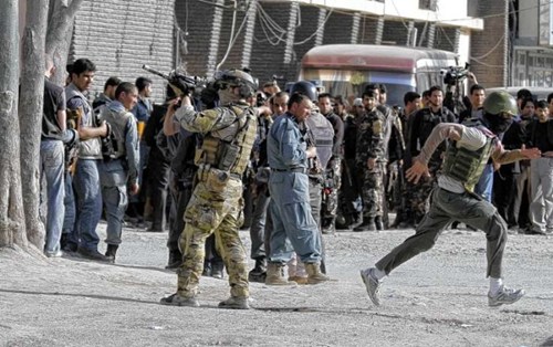 ������������Ϯ�����ʹ����ʹ�ݱ�����ڻ���