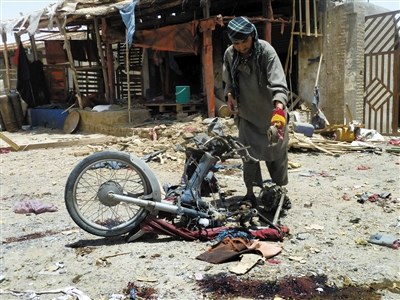 ��Լ��Ϯ��ɱ������һ��18��������ǧ���ڿ���