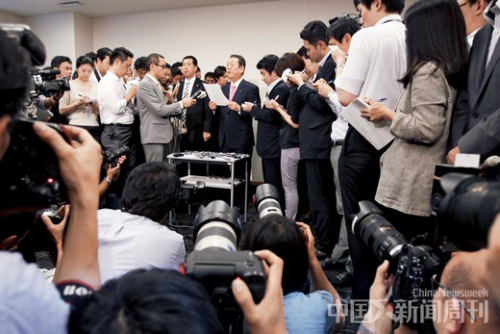 С��һ�ɵ��������������Ĵ�Ťת�ձ����η���