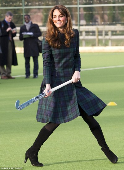 Ӣ����������չӢ�˴�ȹ�����������򼼣���ͼ����4��